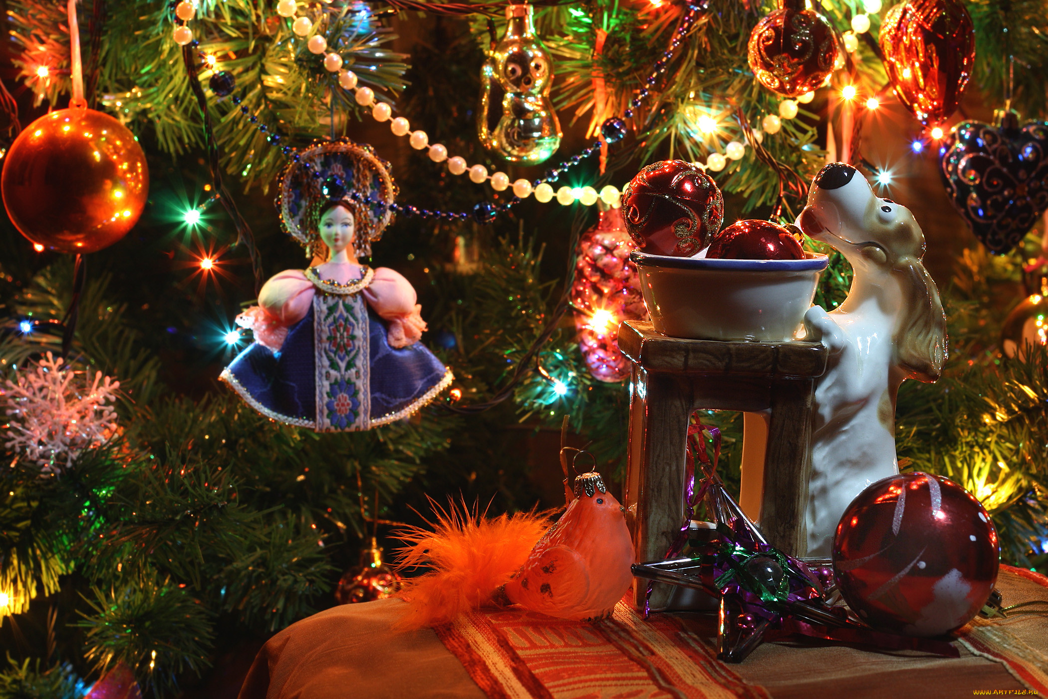 Сказки новогодней елки. Сказочный новый год. Новогоднее чудо. Елка с игрушками. Сказочная Новогодняя елка.